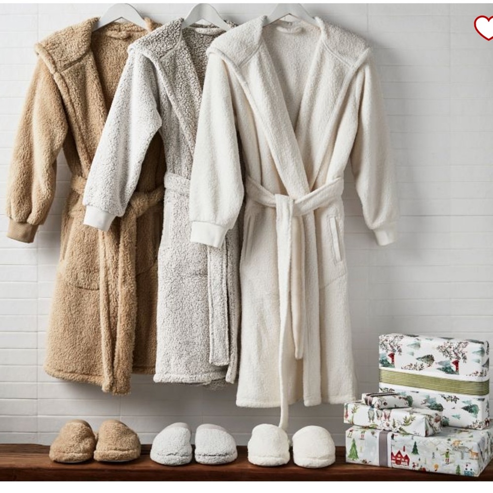 Camel Coziest Sherpa Robe, Small Pottery Barn new in bag NWT cozy soft gift